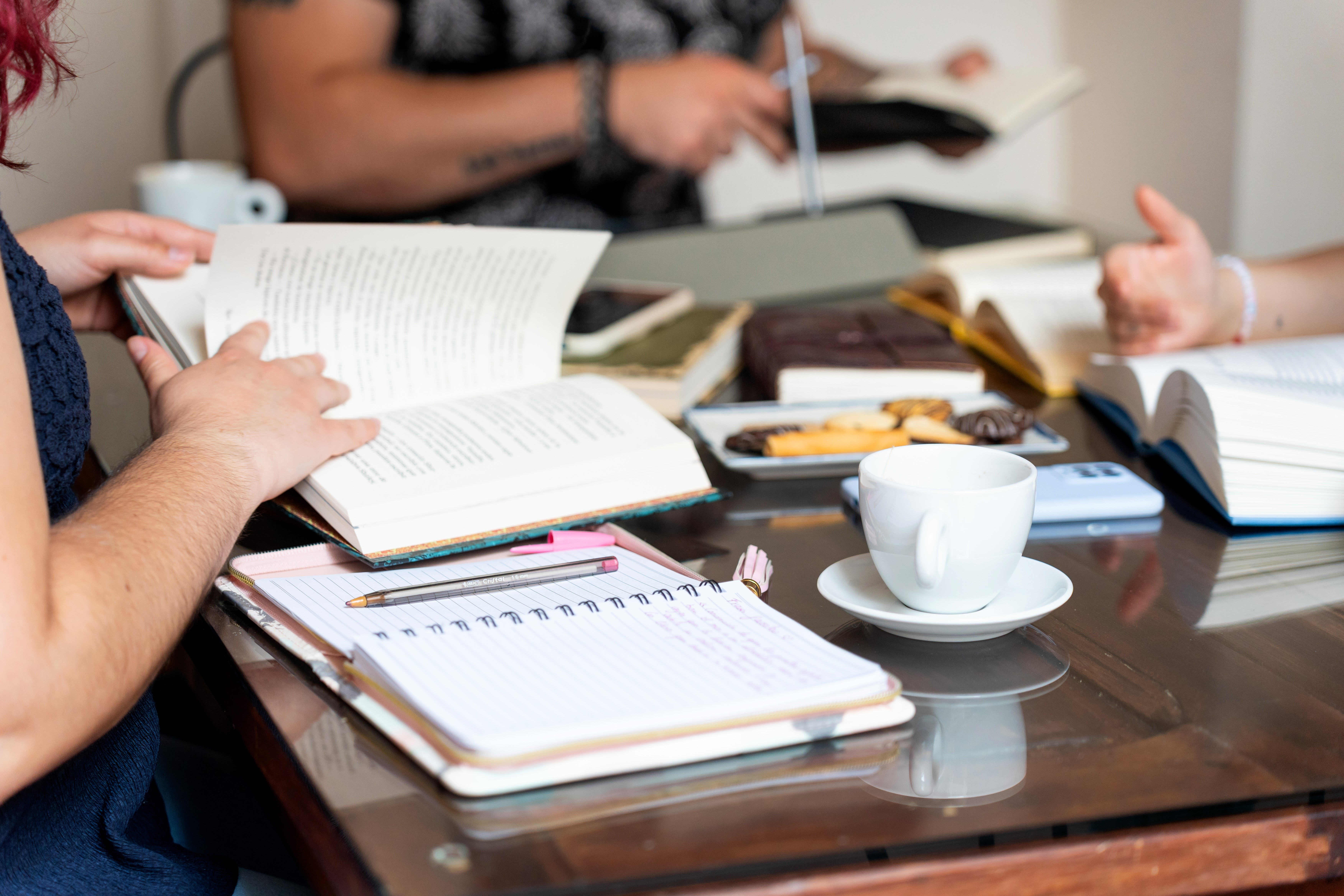 People Are Sharing How They Started Reading Books Again After A Looooong Reading Slump, And It's So Incredibly Helpful — image 13