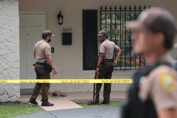 It Has Been Confirmed That Perez Hilton’s Children Were Present When It “Became Clear” That He Was “Experiencing A Severe Mental Health Crisis And Harming Himself” — image 5