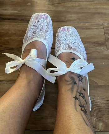 17 Chic Ballet Flats That Are Actually Comfortable Enough To Walk In — image 8