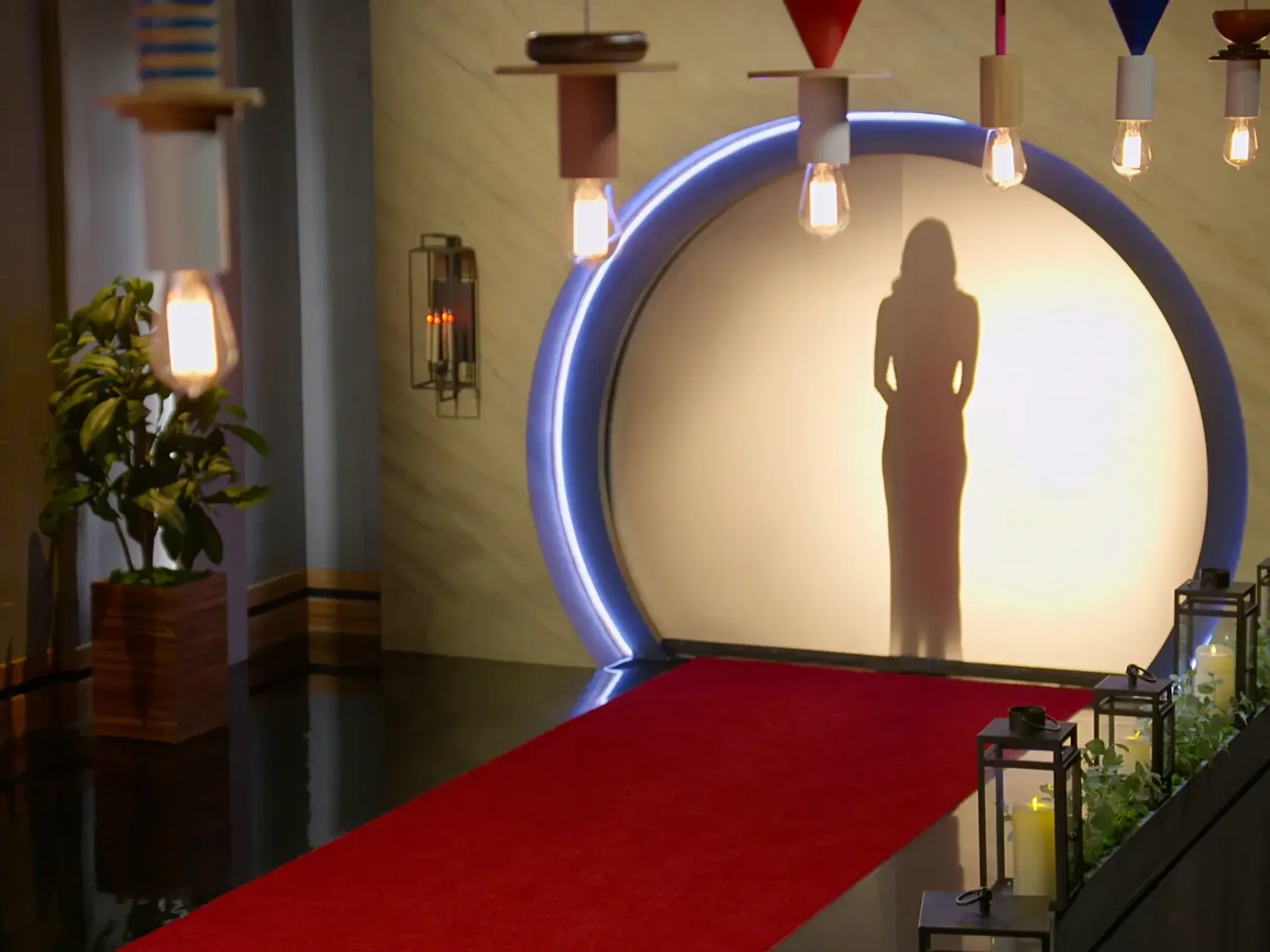 Netflix Is Bringing 'Love Is Blind' to Canada — image 3