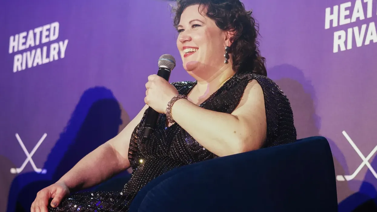 'Heated Rivalry' Author Rachel Reid Donates $300k to Help N.-S. Libraries — image 4