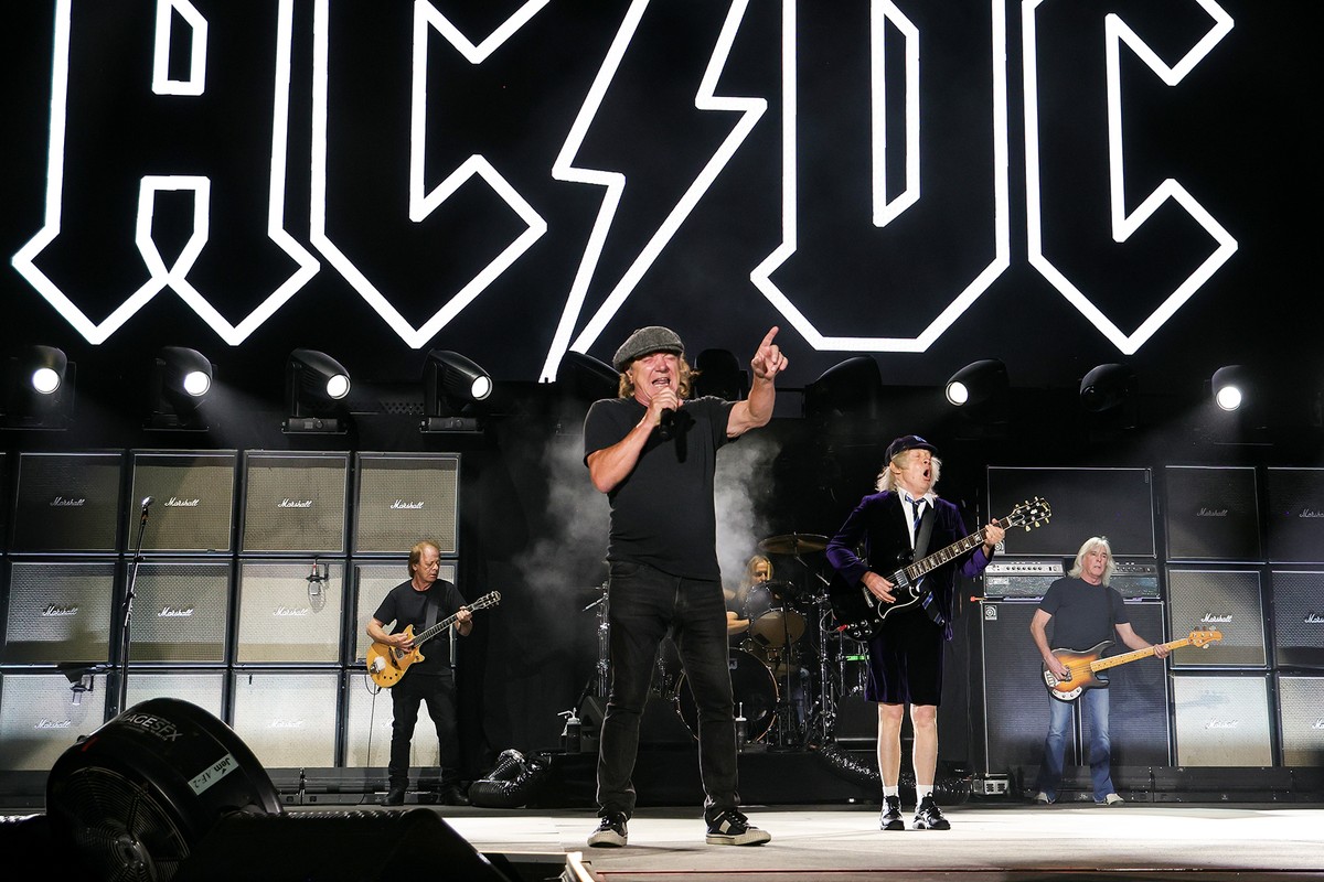 AC/DC Pop-Up Shops Coming to Montréal, Toronto and Winnipeg — image 6