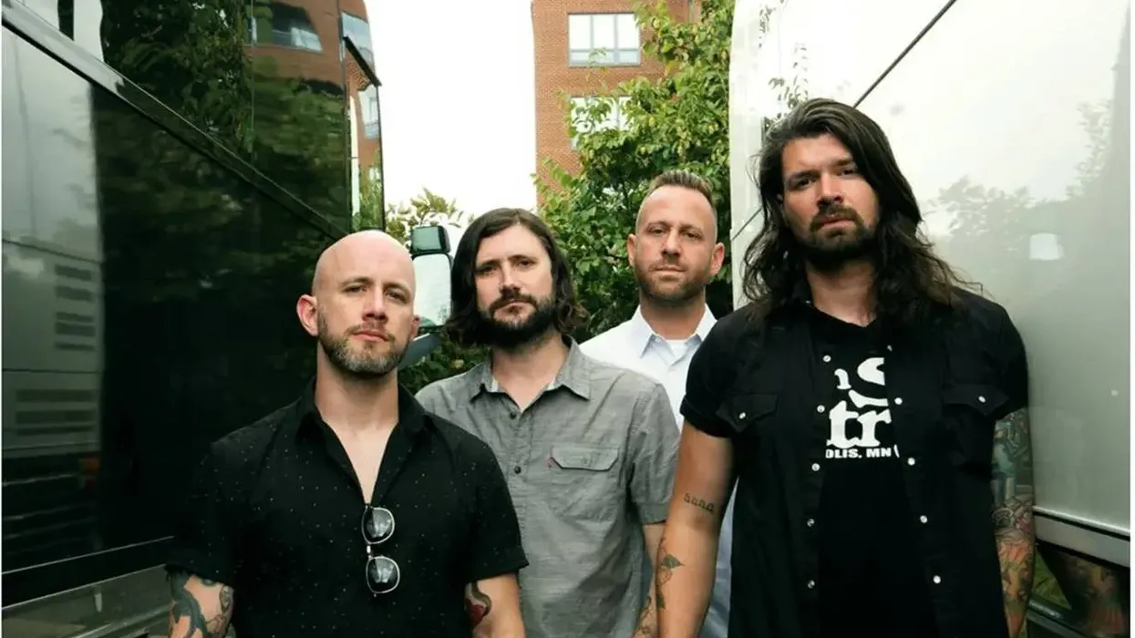 Taking Back Sunday Keep Evolving: ''By Any Means Necessary'' — image 4