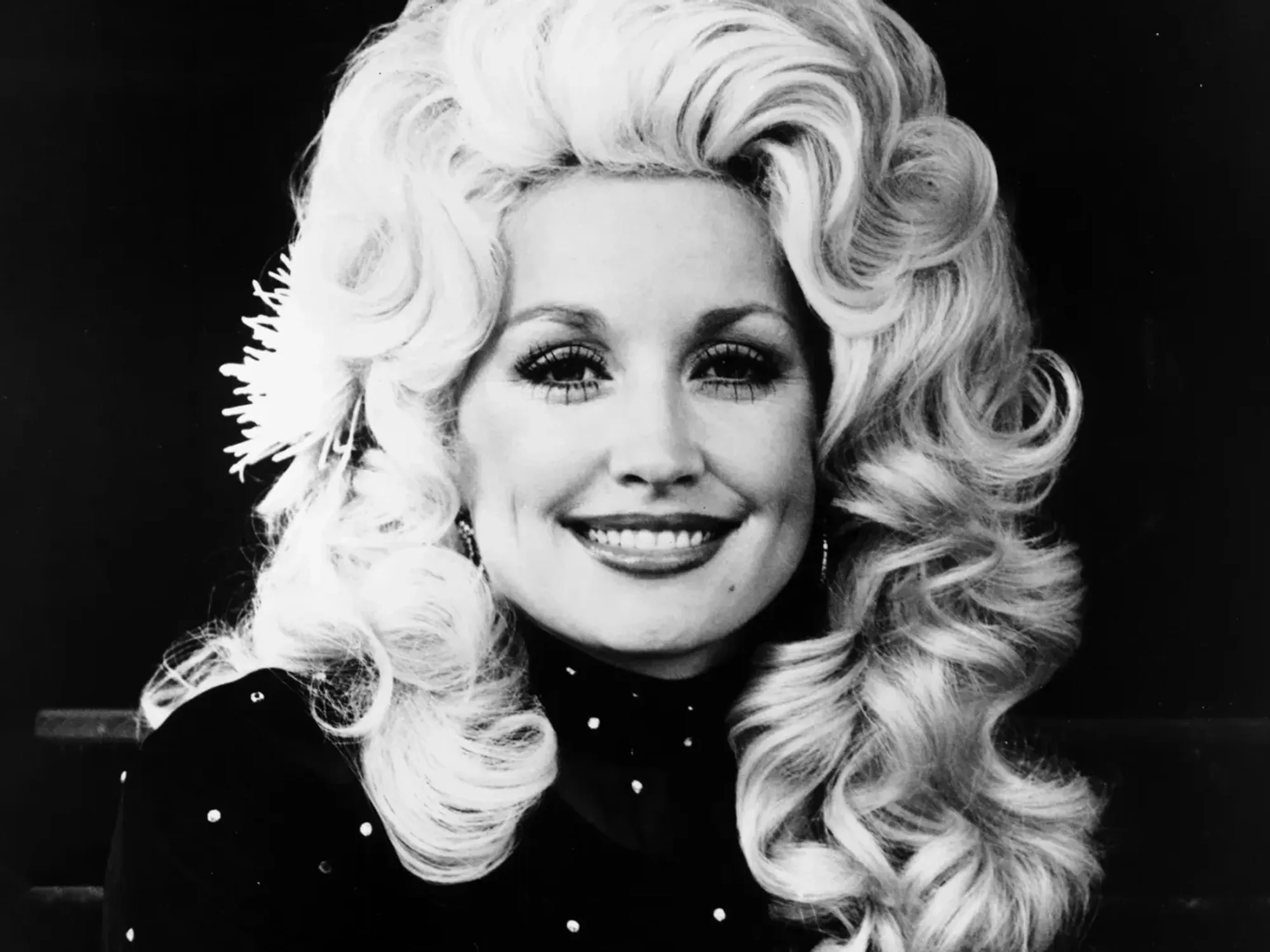 Dolly Parton, Hardscrabble Storyteller Turned Global Entertainer, Dead at 80 — image 3