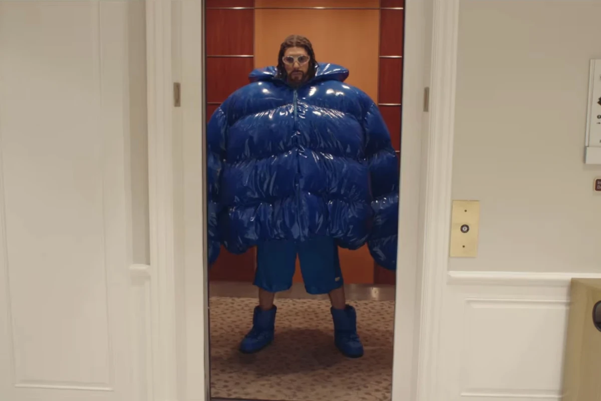 Ali G Is Ready to Do Every Viral TikTok Trend — Including ASMR — in ‘Who Iz I?’ Trailer — image 6