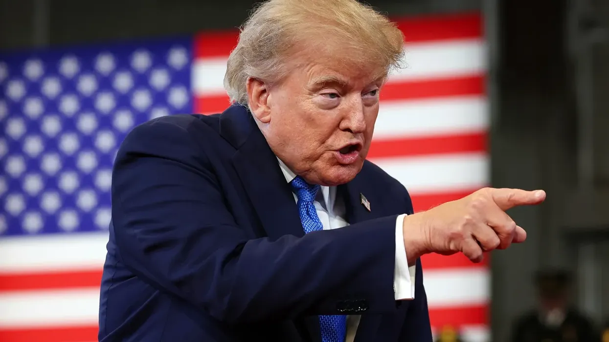 Trump Renames Lake Ontario ‘Lake America’, Forgets That's Not How It Works — image 4
