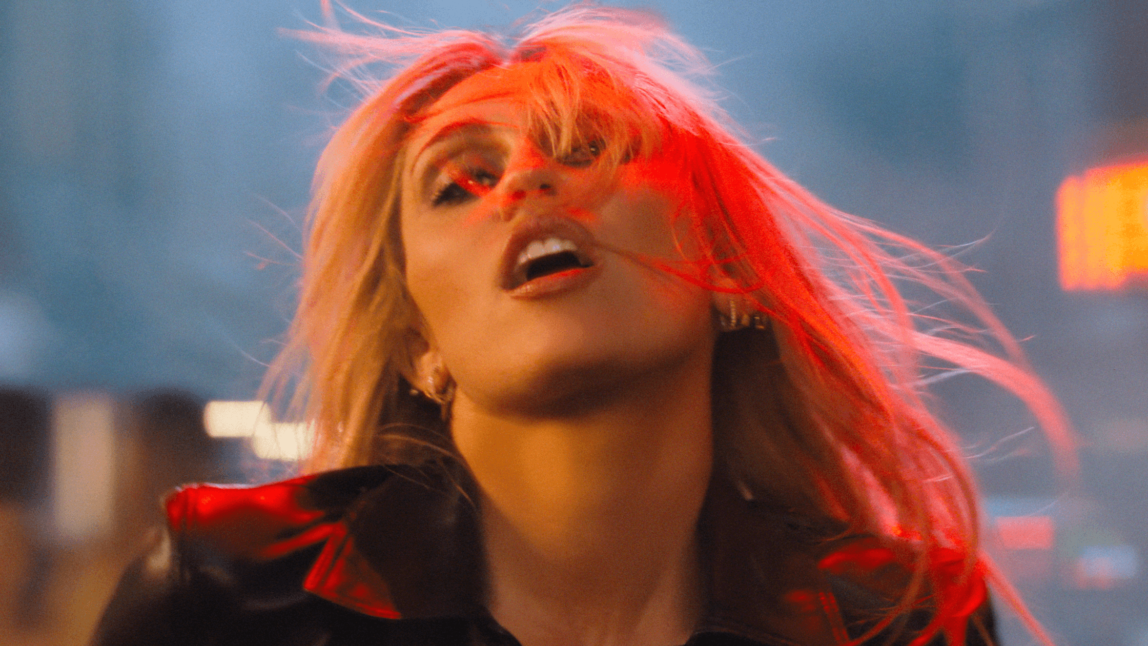 Miley Wants You Dancing  in New â€œBass Persuadesâ€ Video