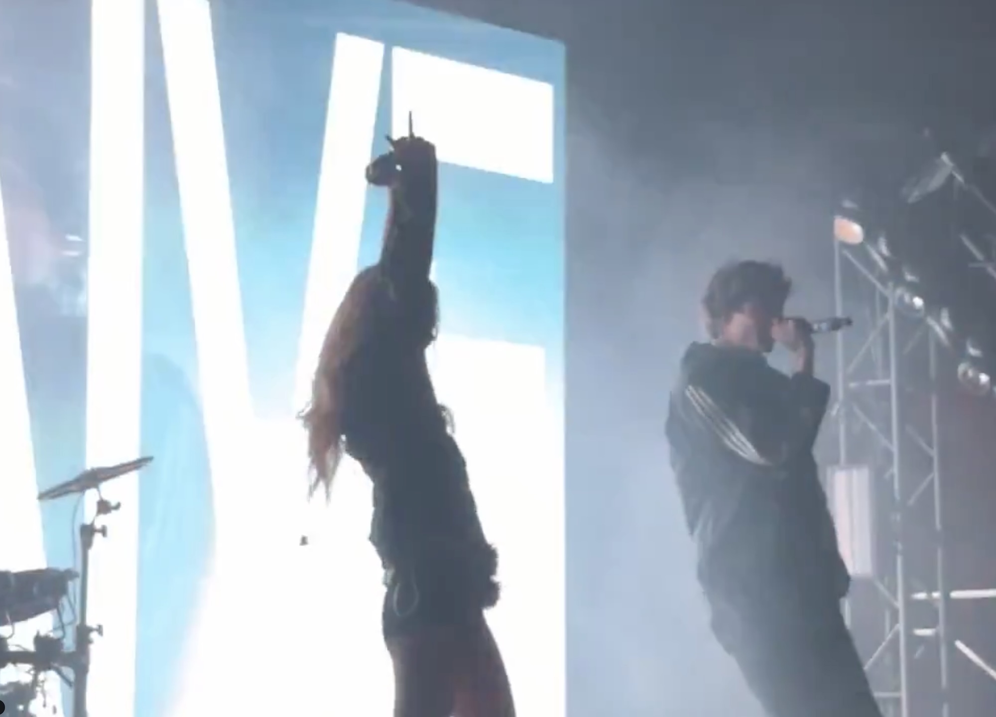 glaive Joins Tiffany Day To Debut New Song In San Francisco: Watch — image 1