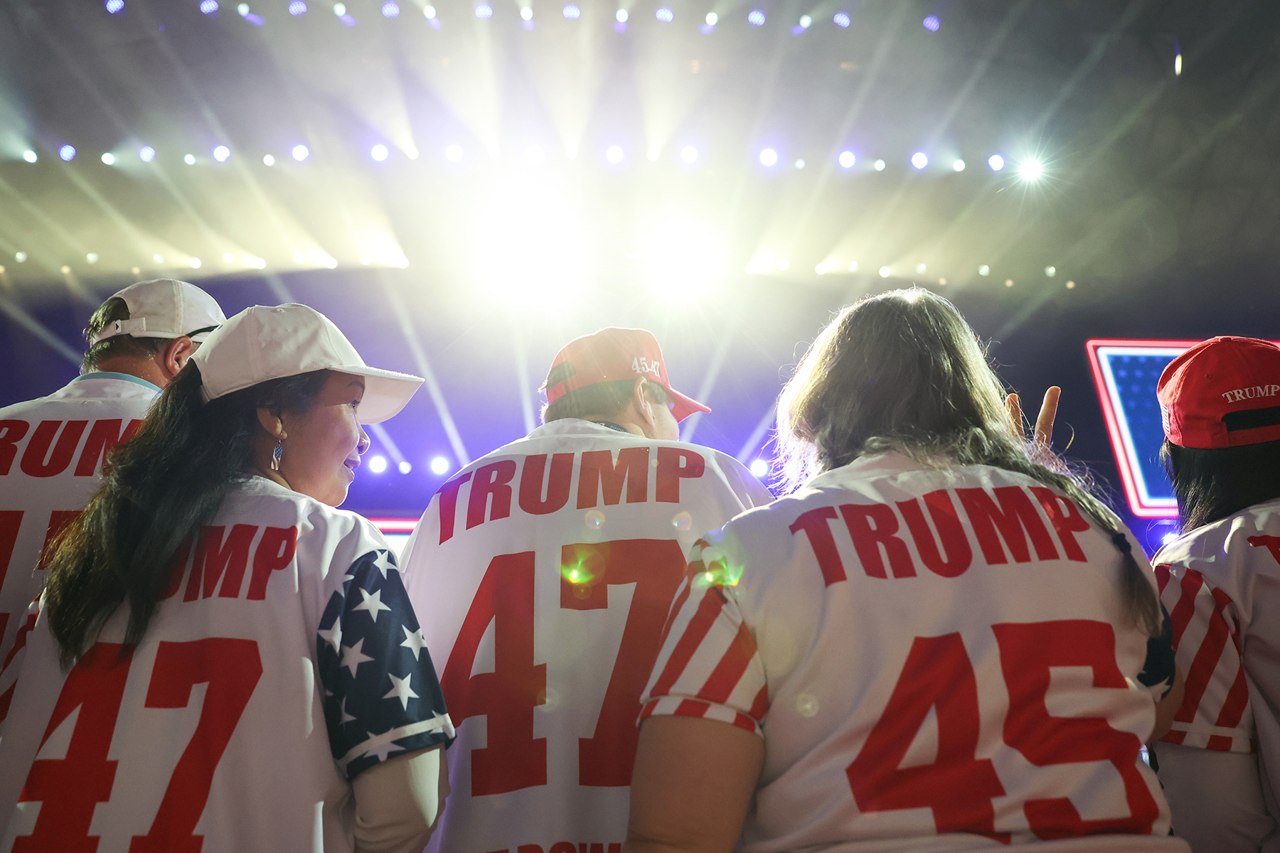 Fear and Delusion in Dallas: Inside Trump’s Midterm Convention Flop — image 9