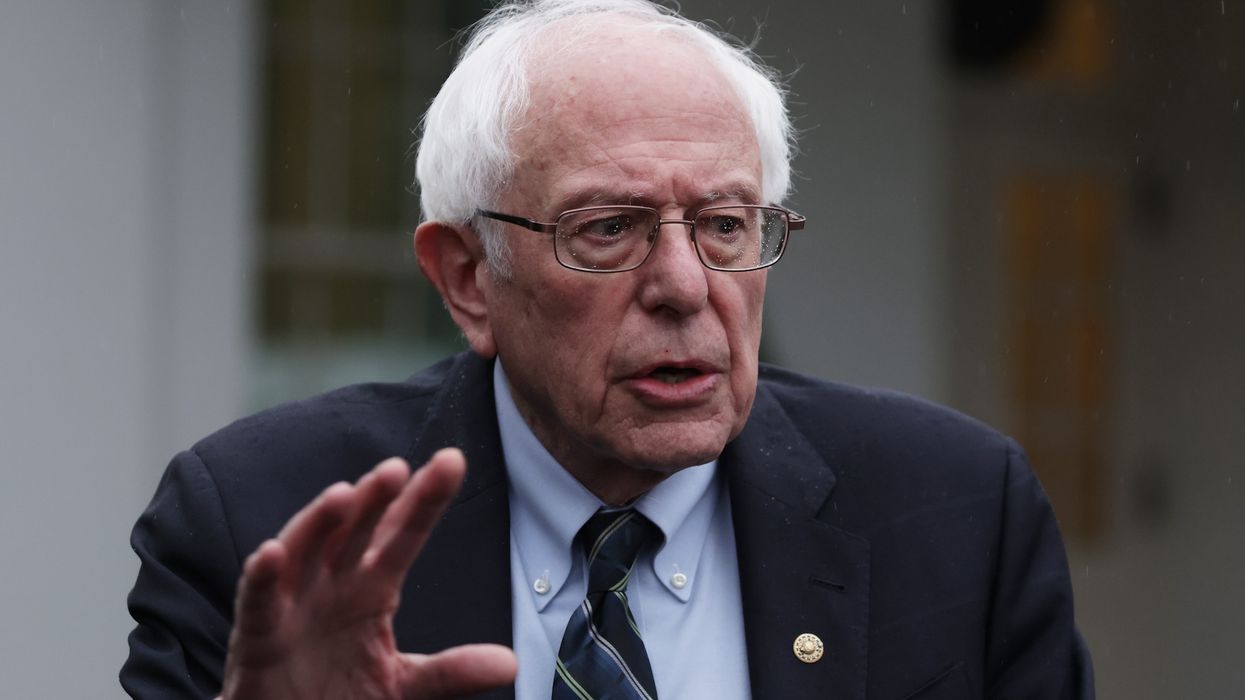 Bernie Sanders Recruits Neil Young and Maggie Rogers for Benefit Album — image 4